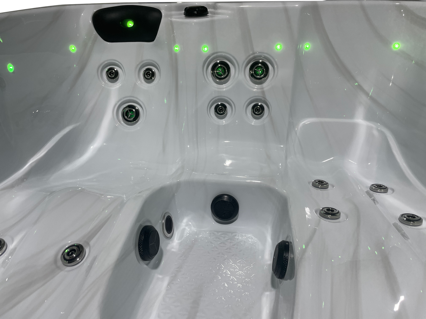 CX-4 Compact 4 Person Hot Tub with LED Features