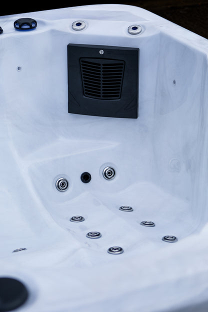 CX-2 - 2 Seater Dual Lounger Hot Tub