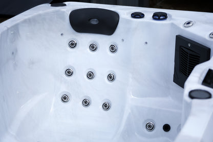 CX-2 - 2 Seater Dual Lounger Hot Tub