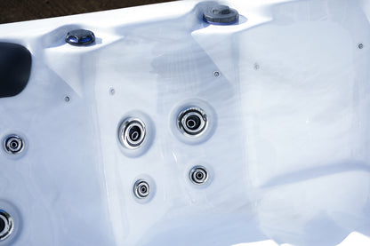CX-4 Compact 4 Person Hot Tub with LED Features