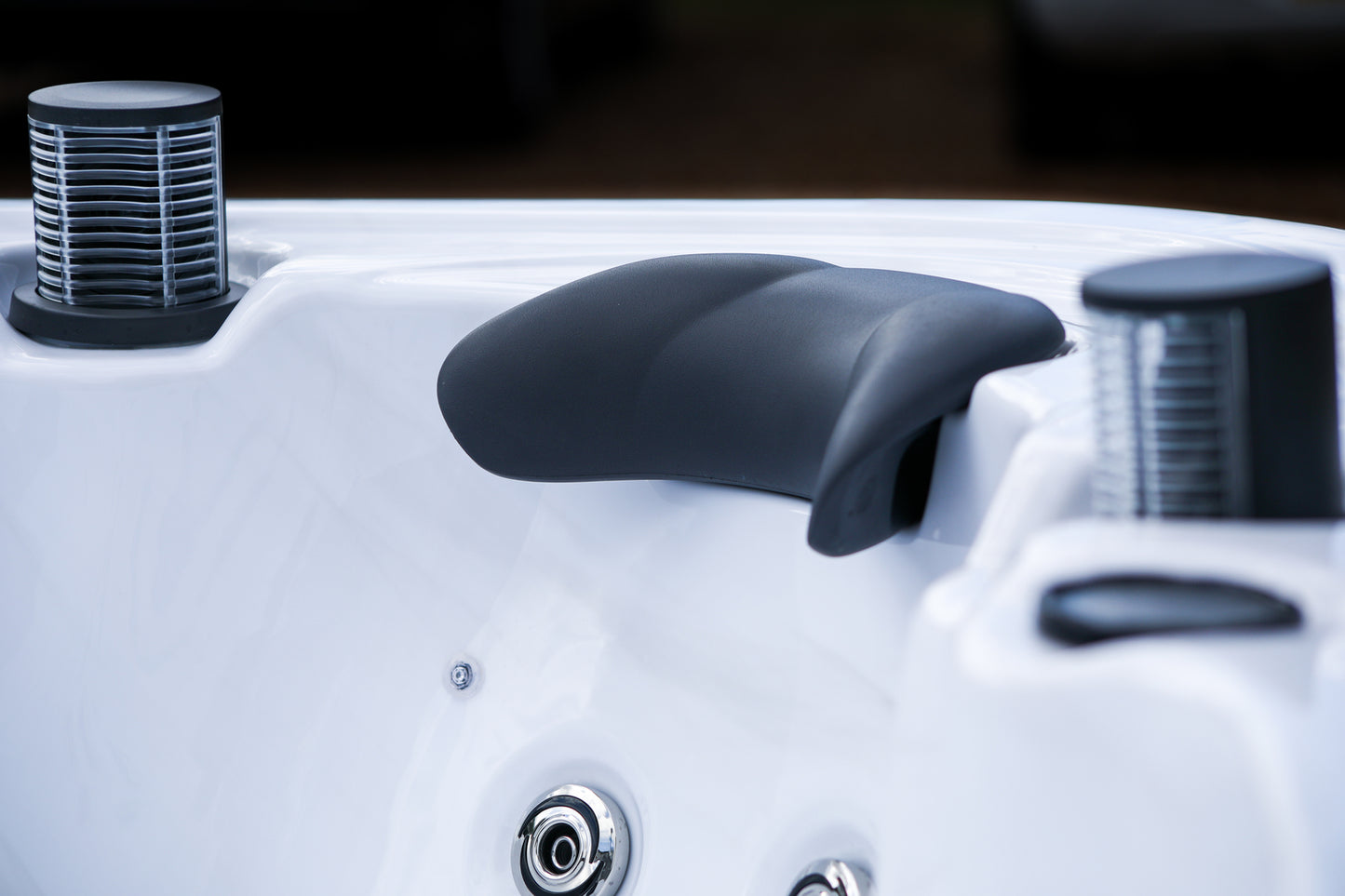 CX-6 Deluxe 6 Person Hot Tub