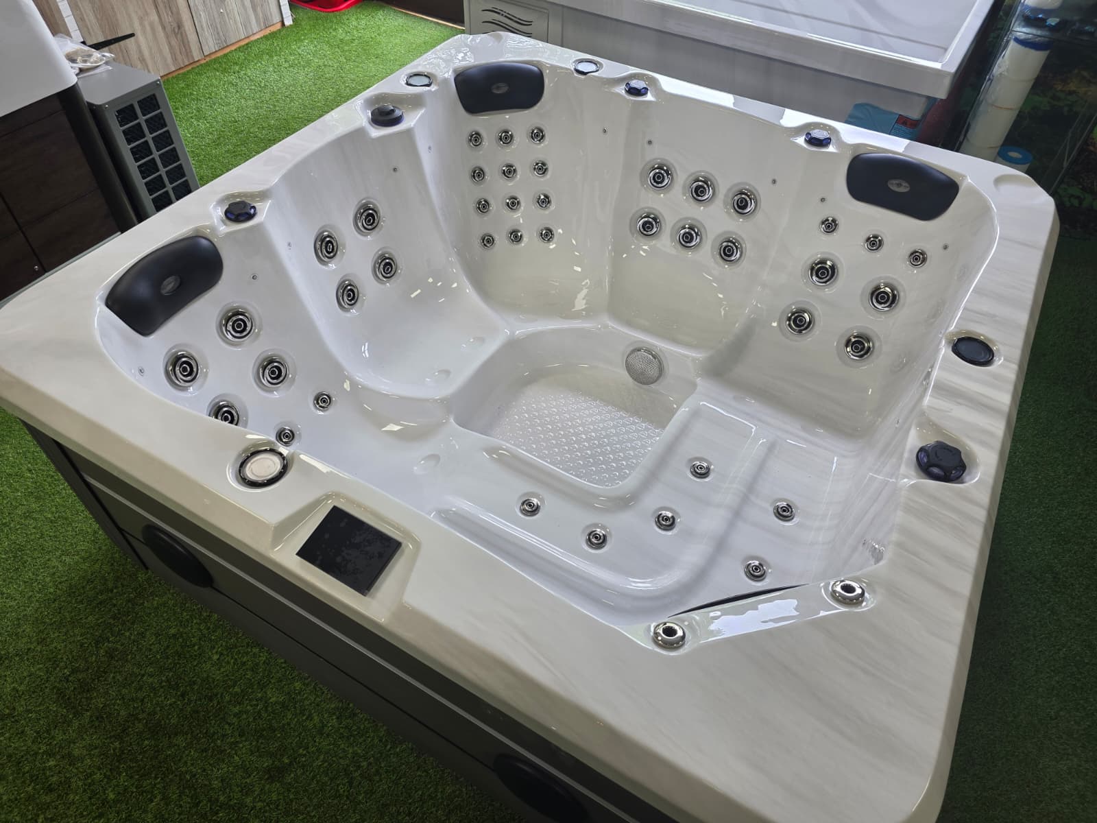 CX-5 hot tub special edition