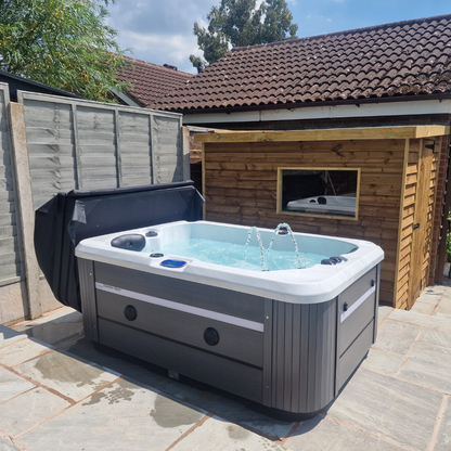 CX-2 - 2 Seater Dual Lounger Hot Tub
