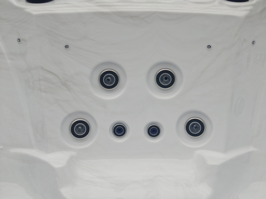 Solaris Aquadynamic 7 Person Hot Tub