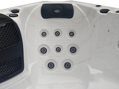 Solaris Aquadynamic 7 Person Hot Tub
