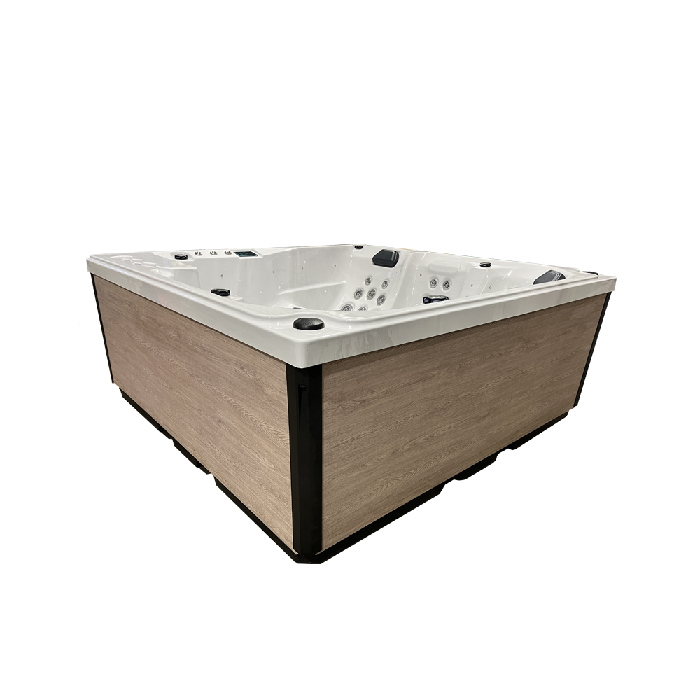 Celeste - 6 Seater Luxury Hot Tub