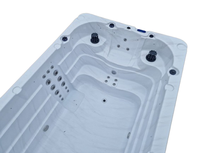 Amazon 4.8 Swim Spa