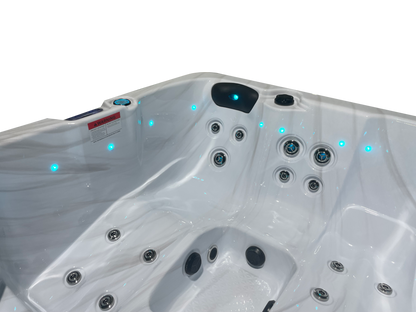 CX-4 Compact 4 Person Hot Tub with LED Features